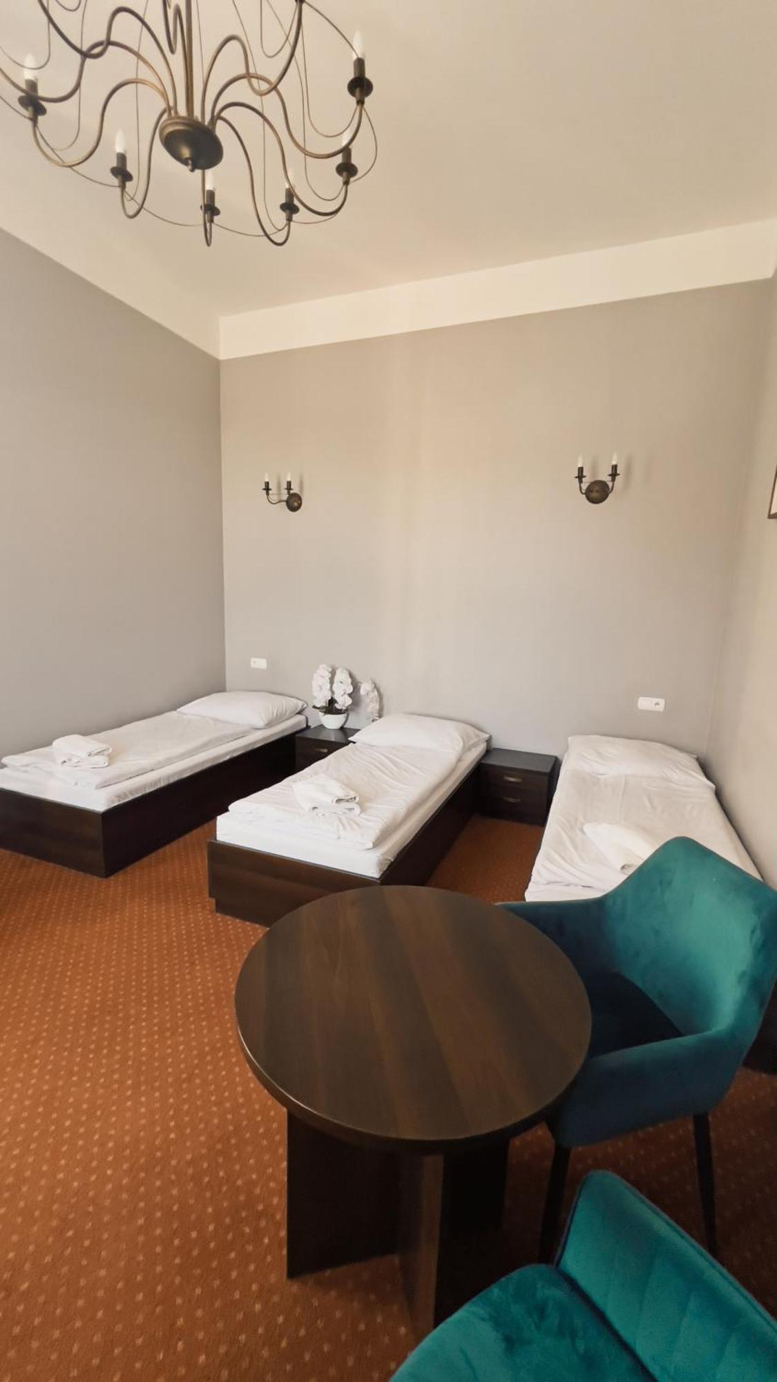 Legnicki Browar Ksiazecy Hotel I Restauracja Lehnice Exteriér fotografie